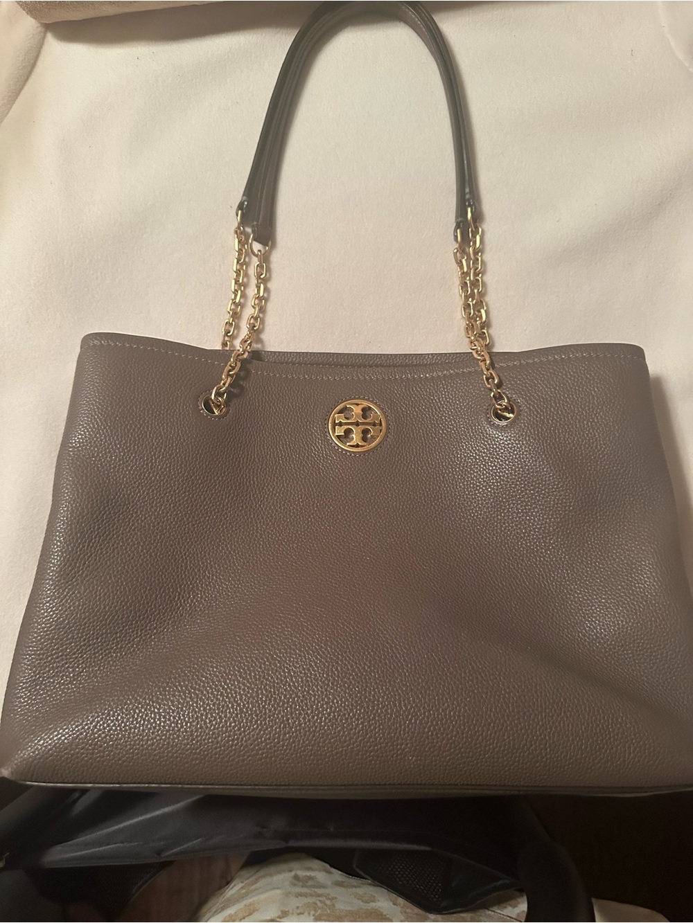 Tory Burch Grey Leather slouchy shoulder/crossbody purse - Picture 2 of 12